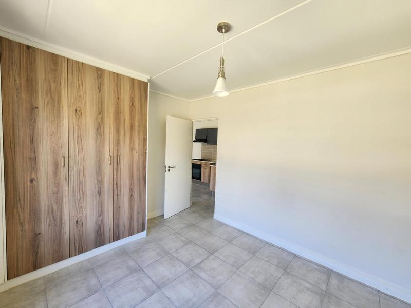 To Let 1 Bedroom Property for Rent in Gordons Bay Western Cape